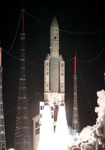 Ariane 5 liftoff