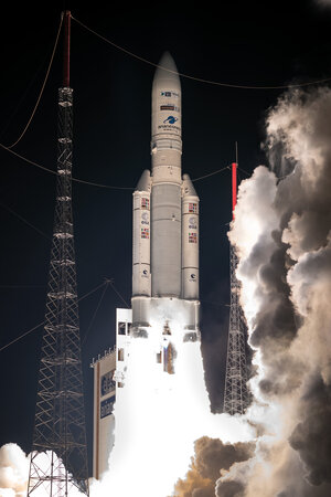 Ariane 5 liftoff