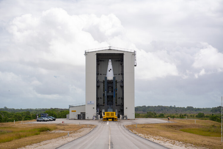 Ariane 6 booster storage 