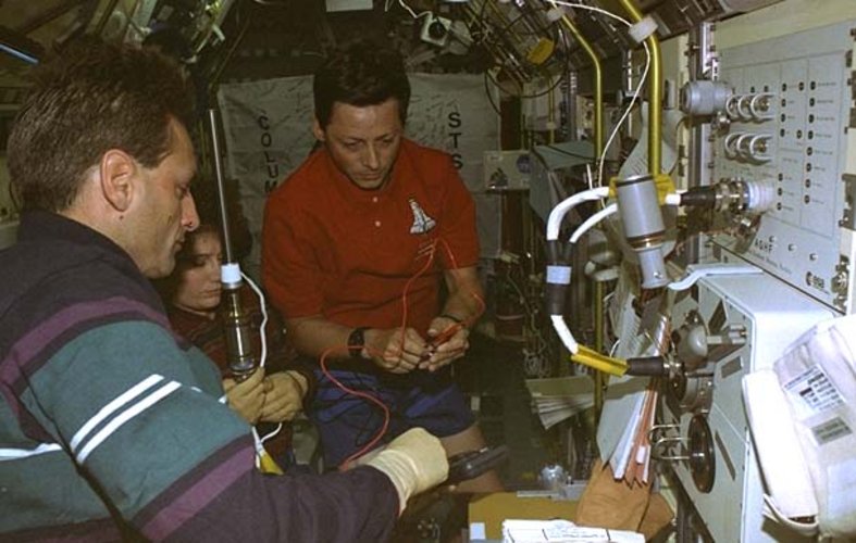 AGHF aboard LMS Spacelab