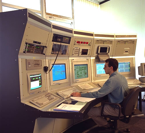 ESA/Redu S-band antenna console