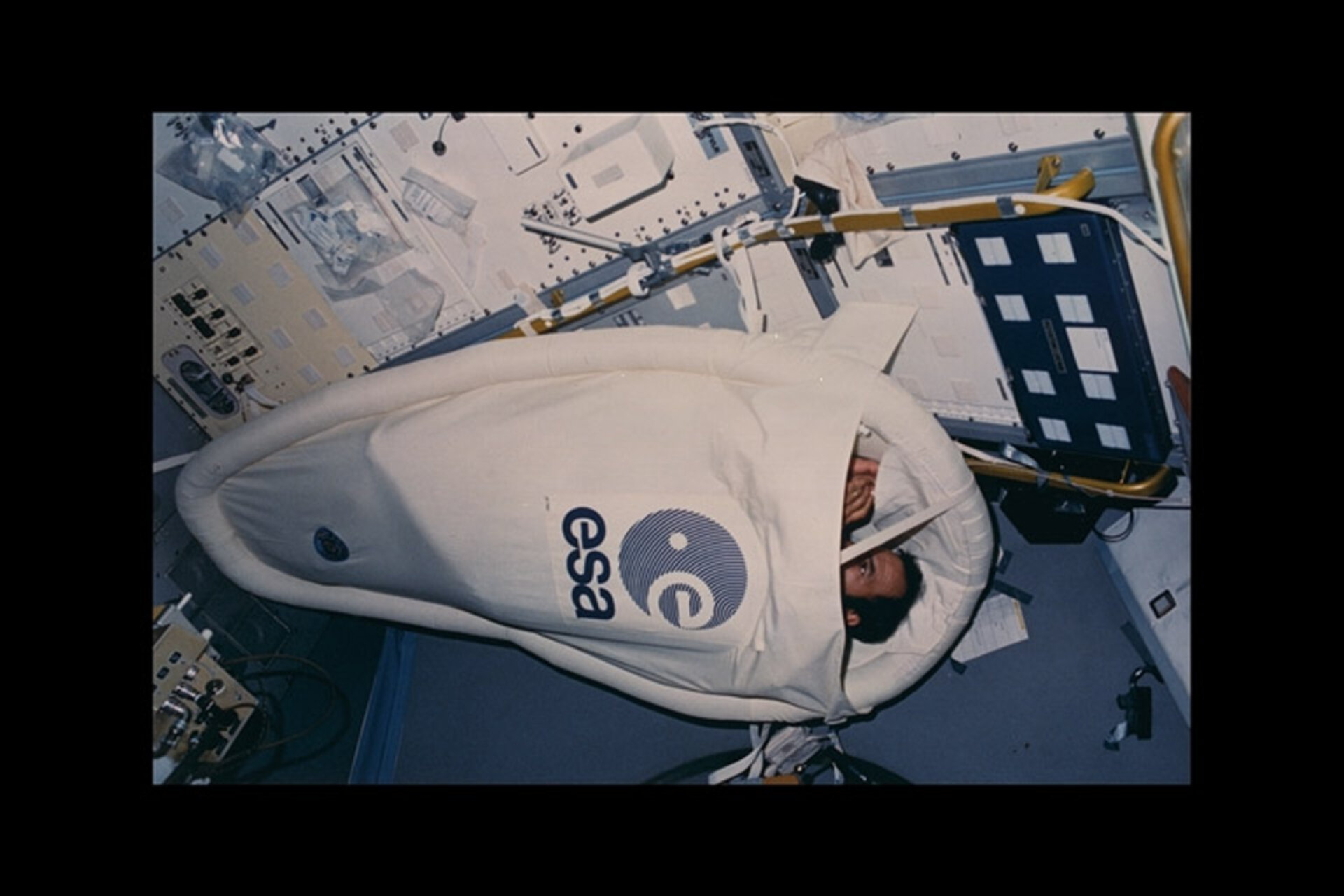 Ockels' Spacelab sleep restraint