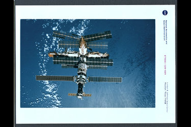 STS-81 view of Mir