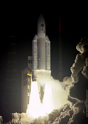Ariane 5 V158 lifts off 2 March 2004