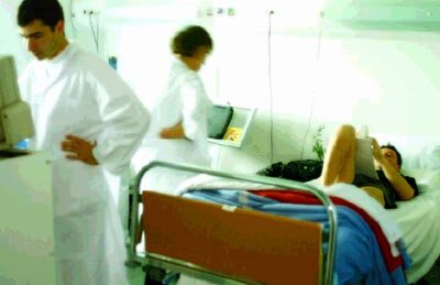 Les volontaires sont soumis à des contrôles médicaux