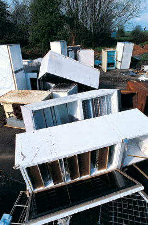 Old discarded fridges, a source of CFCs