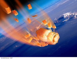 The Automated Transfer Vehicle burns up during a guided and controlled reentry