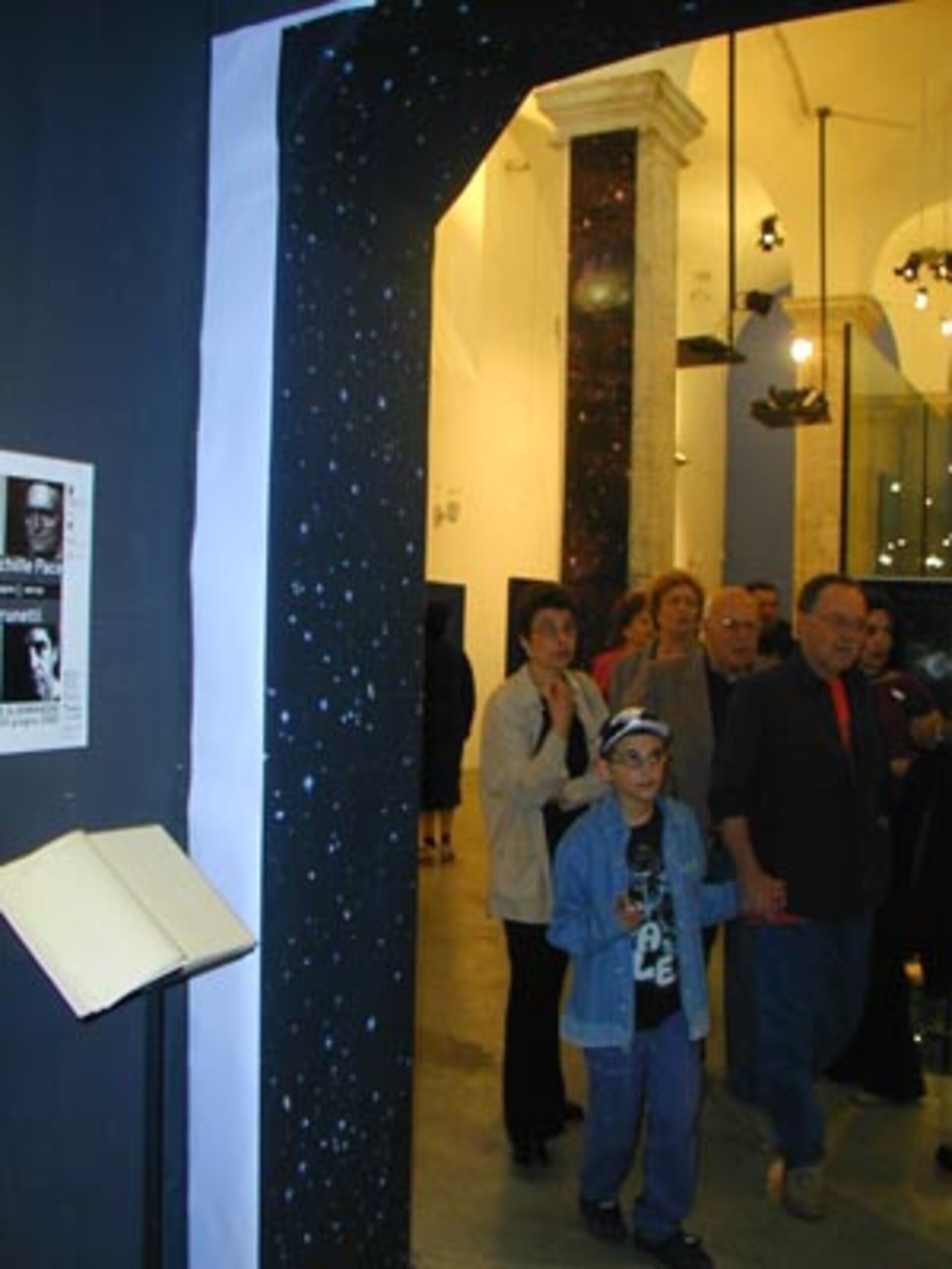 Sponsored by ESA, the art exhibition 'Doppio6Verso' had taken place on June 2002 at Scuderie Aldobrandini in Frascati, near Rome