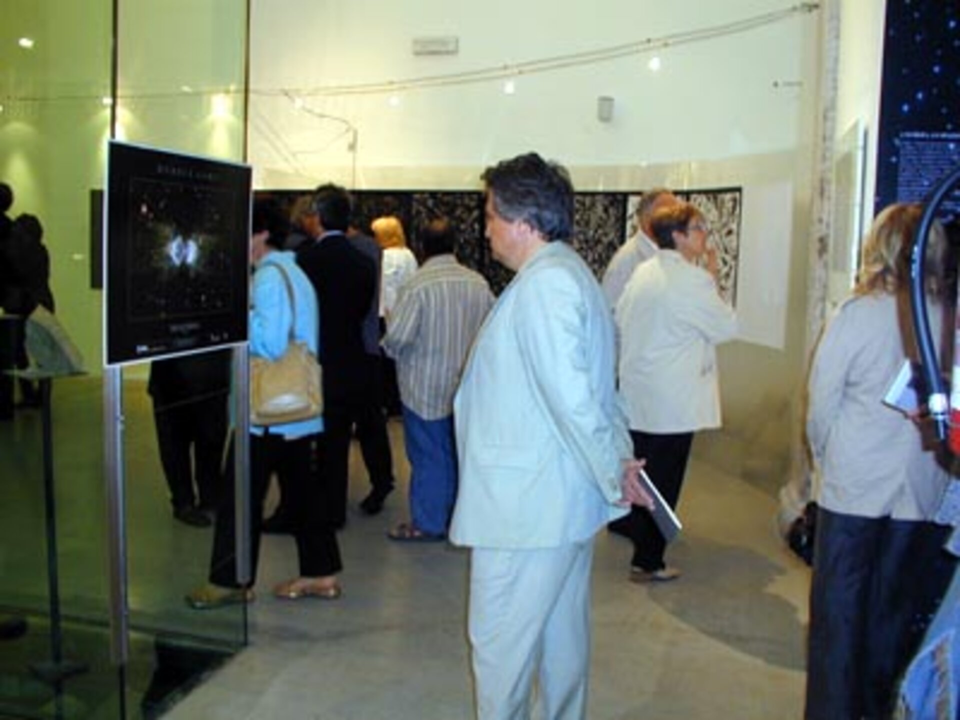 Sponsored by ESA, the art exhibition 'Doppio6Verso' had taken place on June 2002 at Scuderie Aldobrandini in Frascati, near Rome