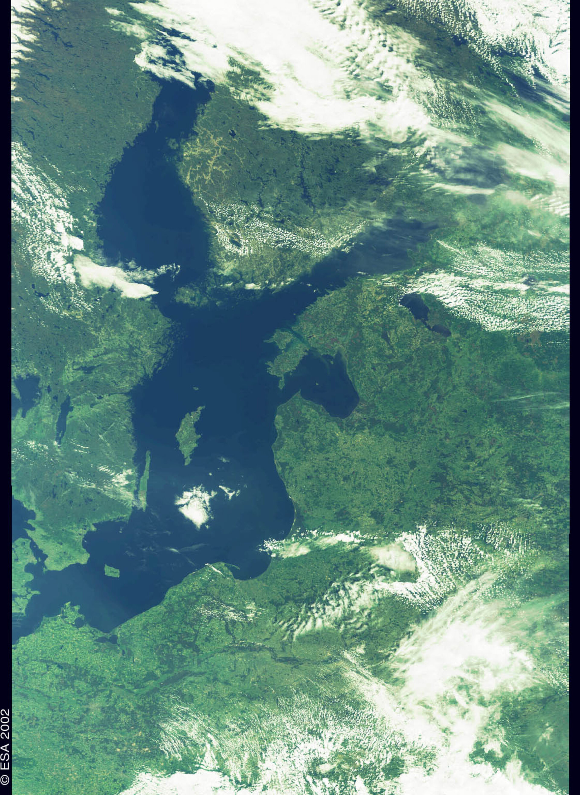 Baltic Sea	- MERIS - 22 May 2002