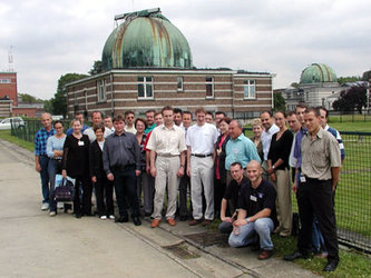 De Winne with the investigators at the Space Pole in Ukkel, where the B.USOC is also situated