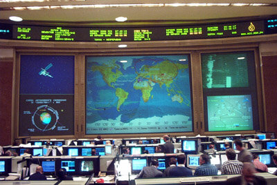 1 november. Wachten op de koppeling met het ruimtestation in het TSOEP-controlecentrum in Koroljov, Moskou