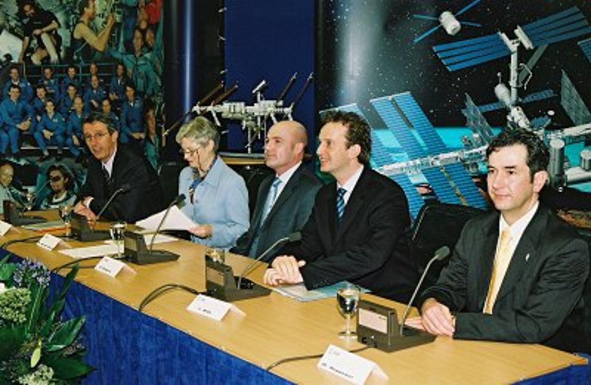 Press conference to announce the Soyuz flight of ESA astronaut André Kuipers