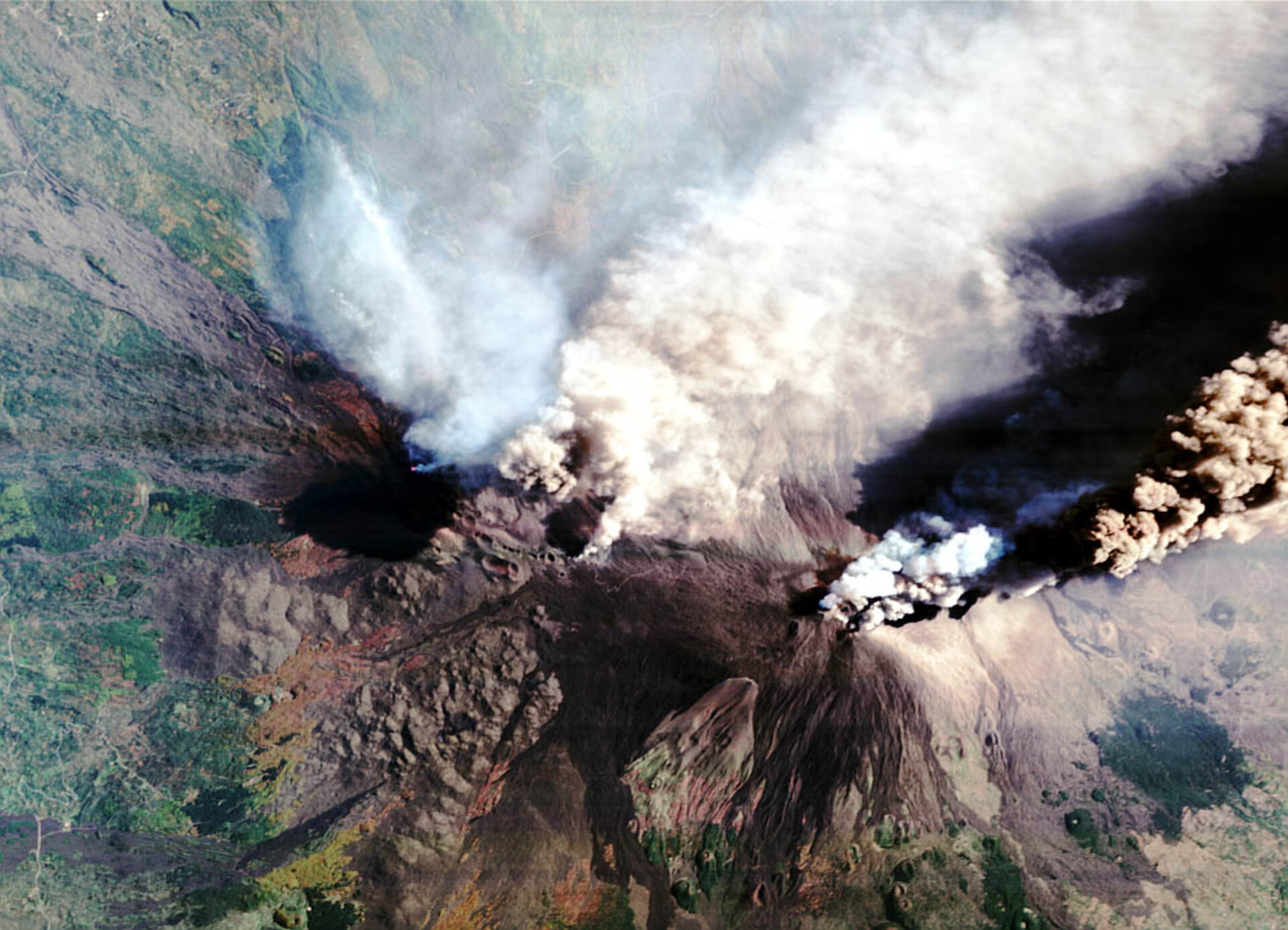 The Etna crater, Italy - CHRIS image - 30 October 2002