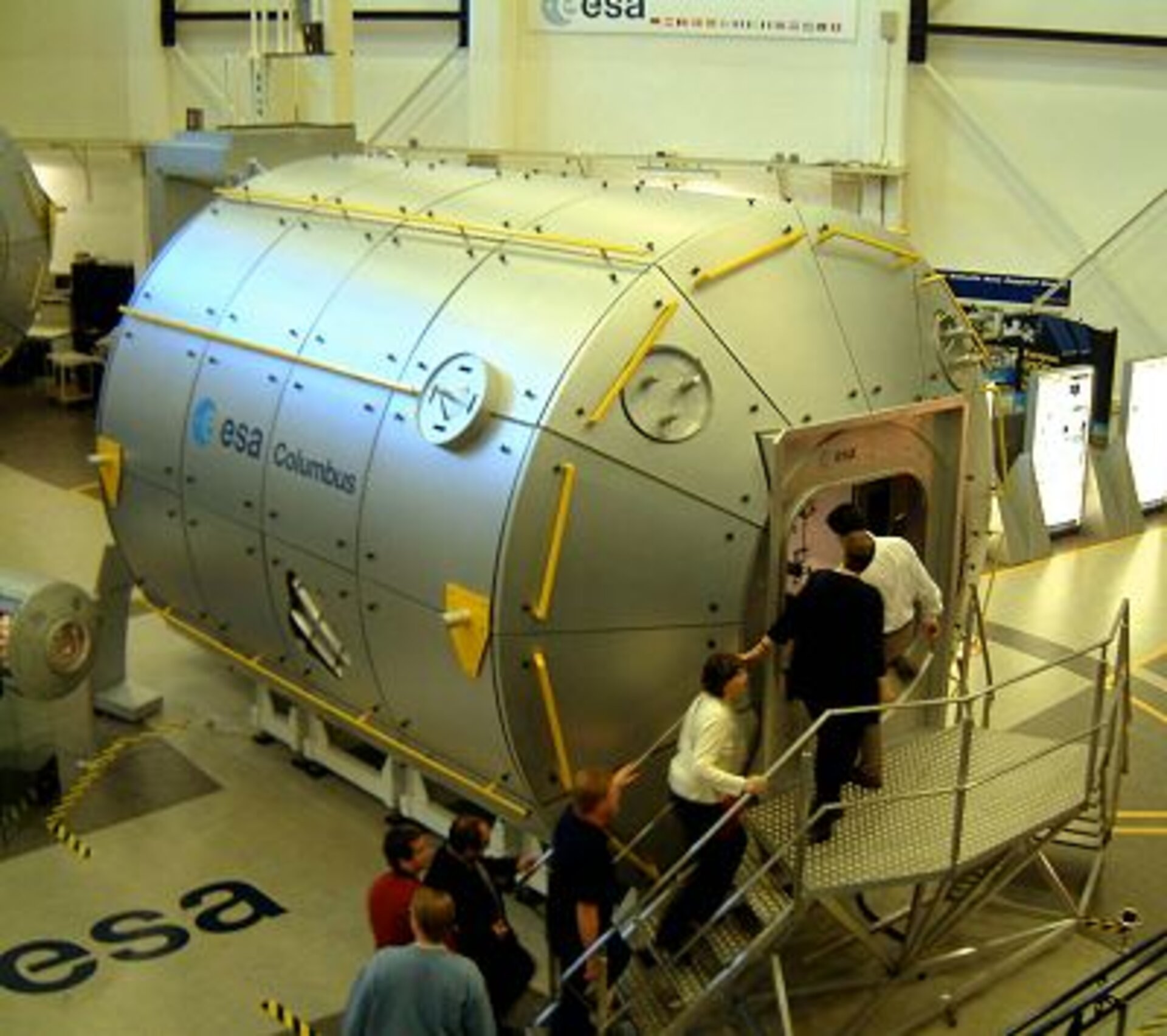 Workshop participants visited the full-sized Columbus model in the Erasmus User Centre