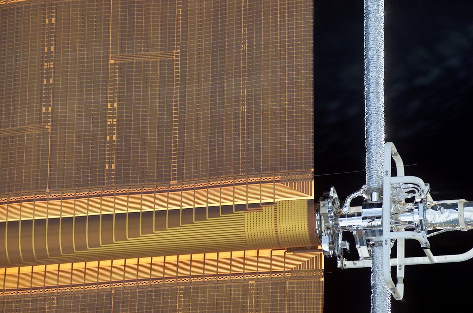 A pin protruding from one of the solar arrays