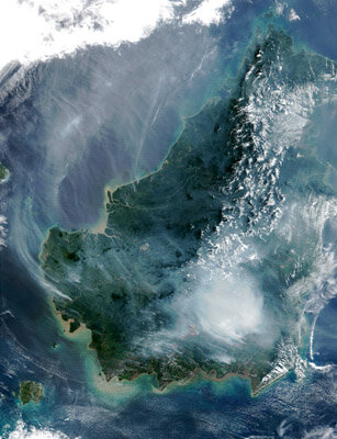 Satellite image of smoke plume from Borneo fires