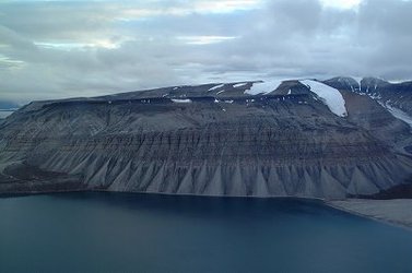 Svalbard har flere geologiske trekk som minner om Mars