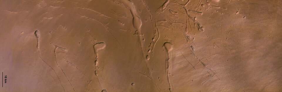 HRSC colour image of Ascraeus Mons