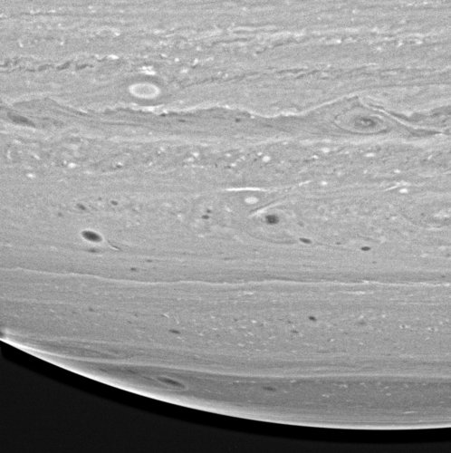 Saturn's hydrogen- and helium-rich atmosphere