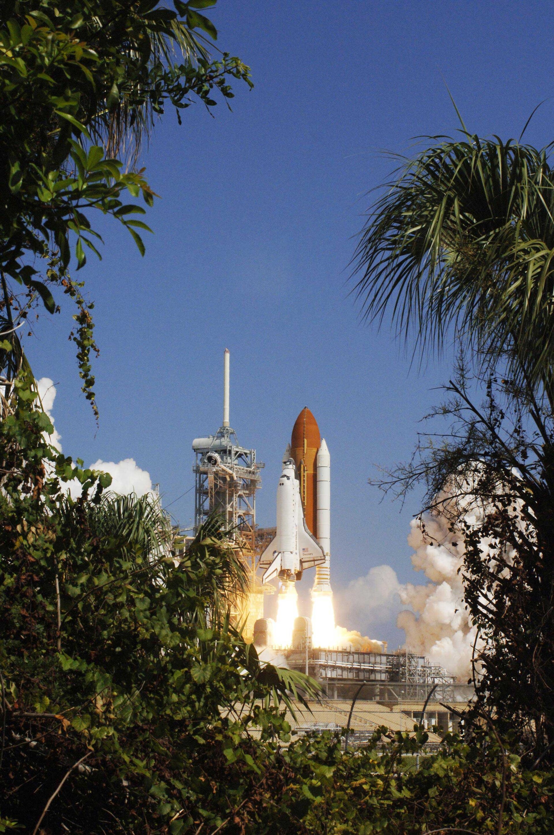 Lift-off of Space Shuttle Discovery 26 July