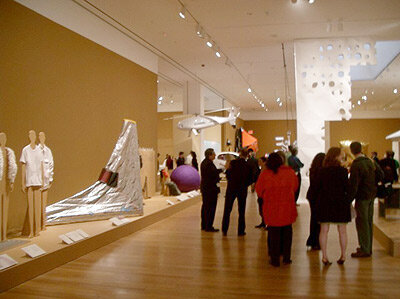 La tente exposée au MoMA de New York