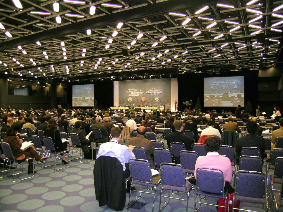 COP 11/MOP 1 Plenary session