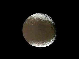 Animation from Cassini's fly-by of Iapetus