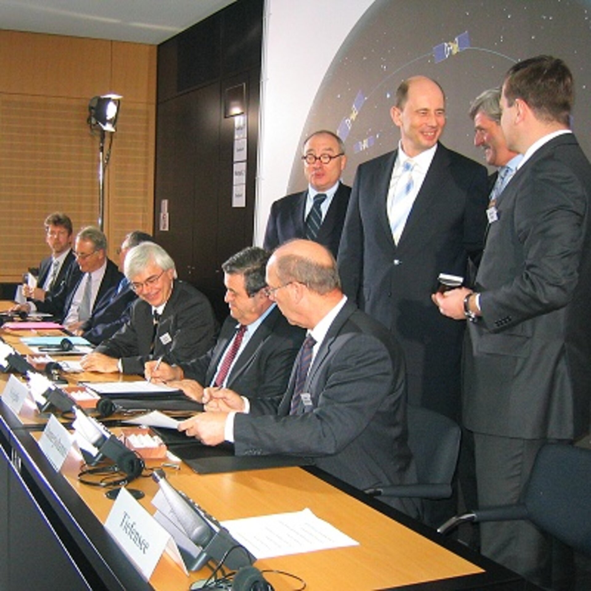 Galileo IOV contract signing