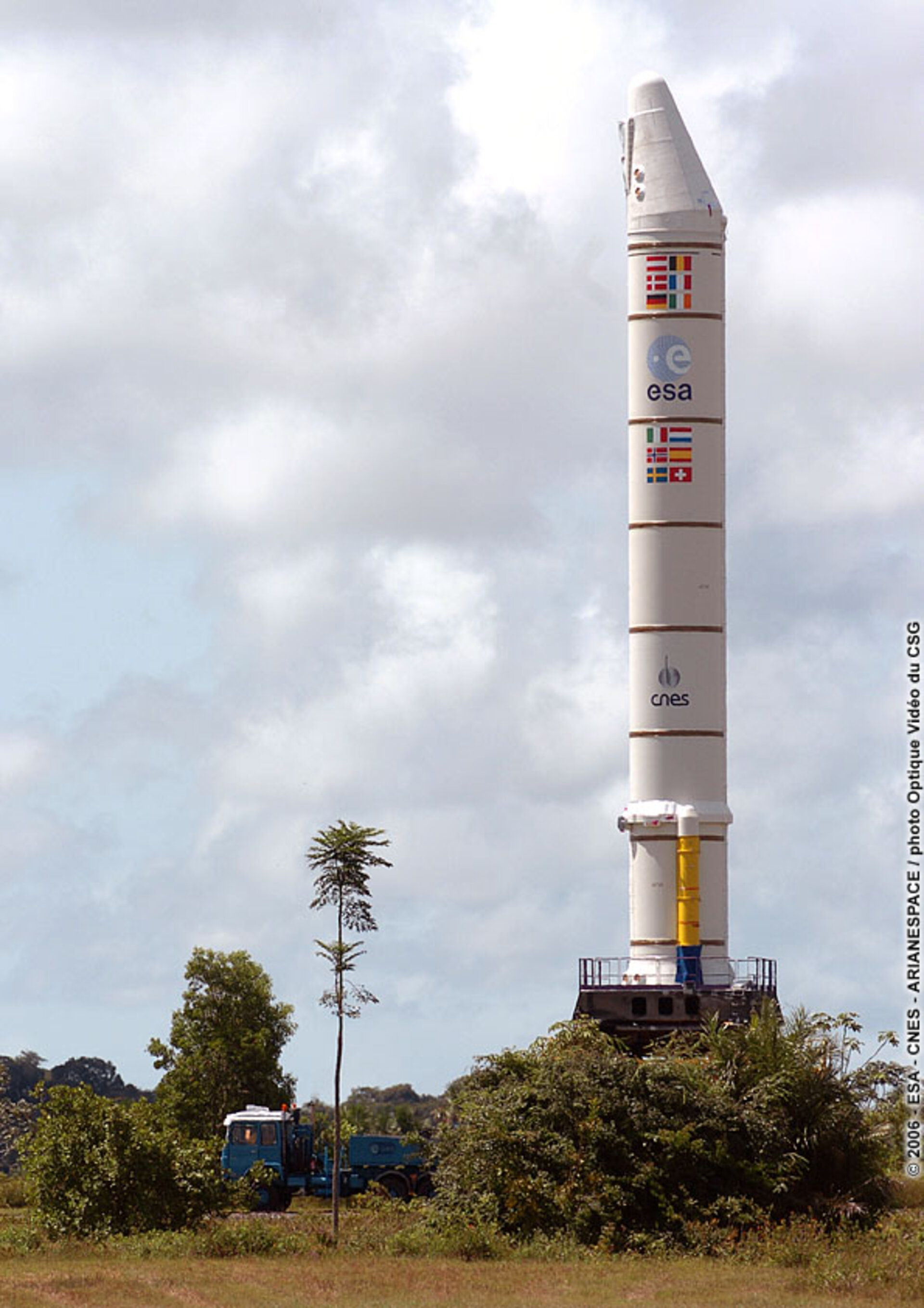 Transfer of solid rocket booster