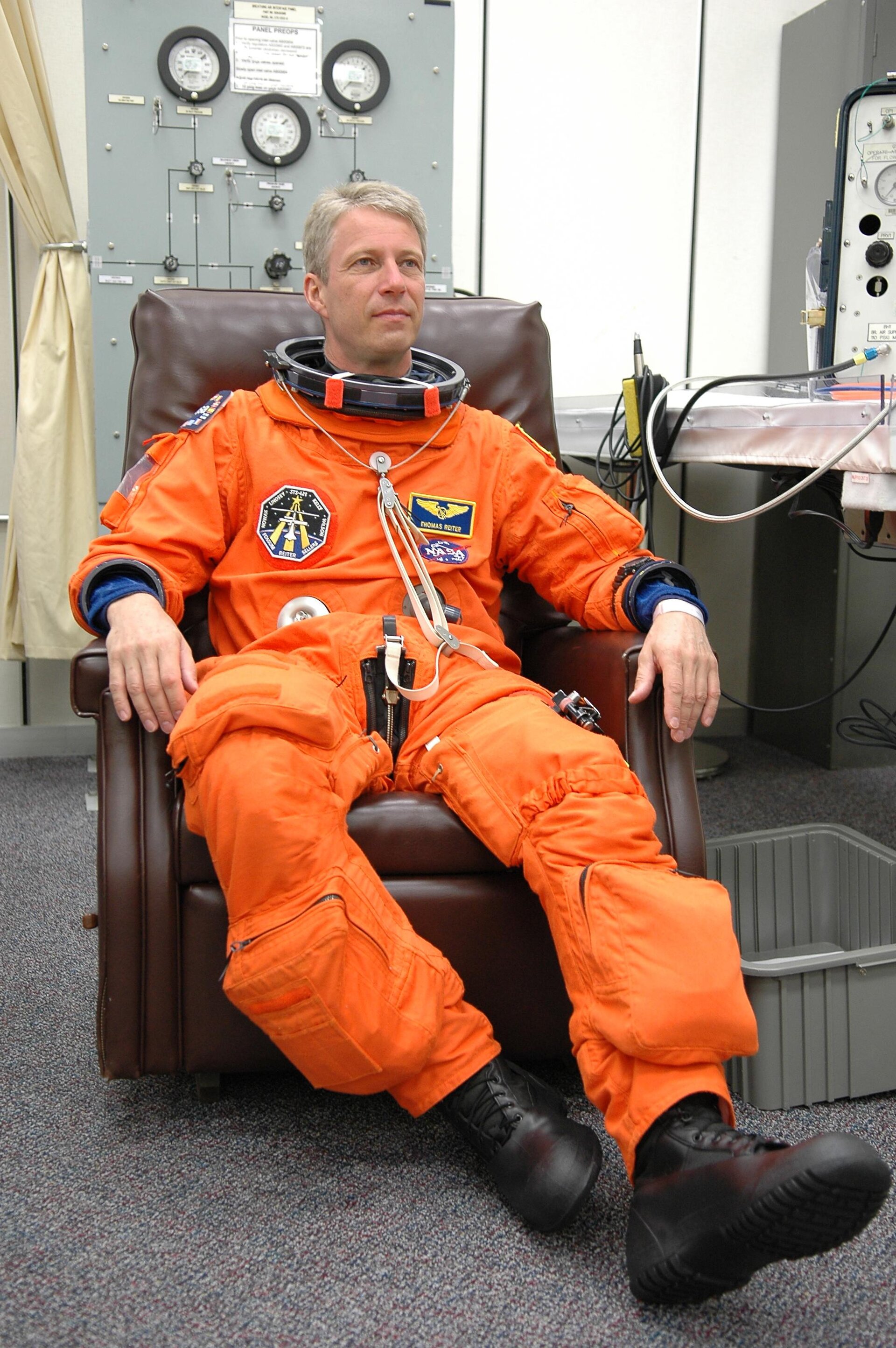 Thomas Reiter is suiting up for a second launch attempt on Space Shuttle Discovery