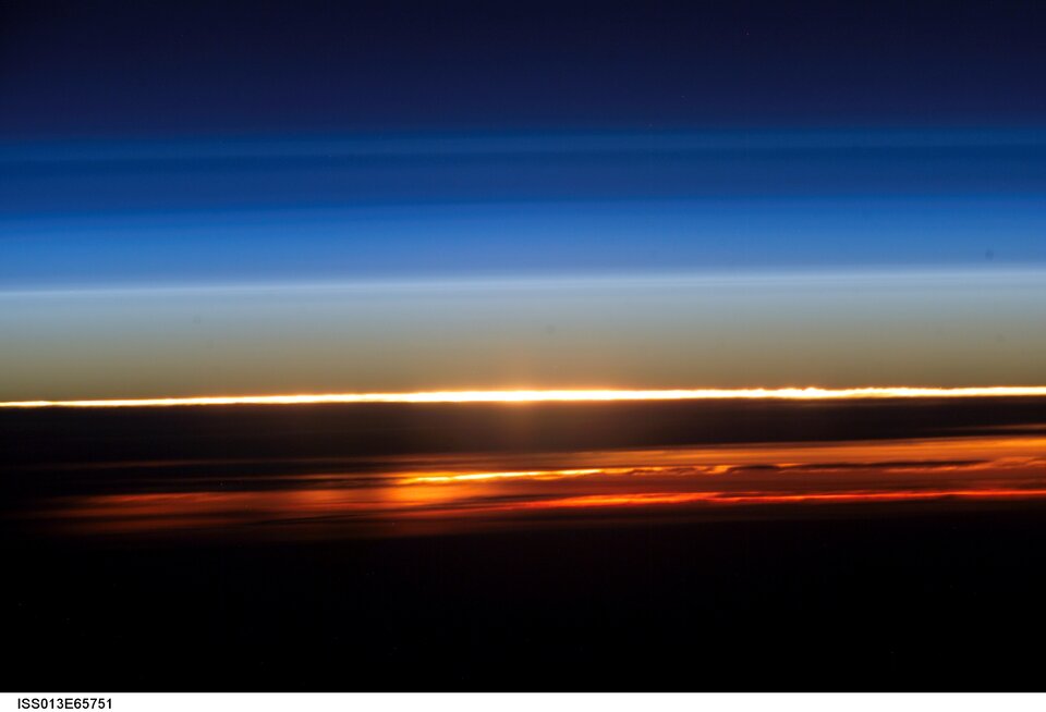 Sonnenuntergang aus der Perspektive der ISS