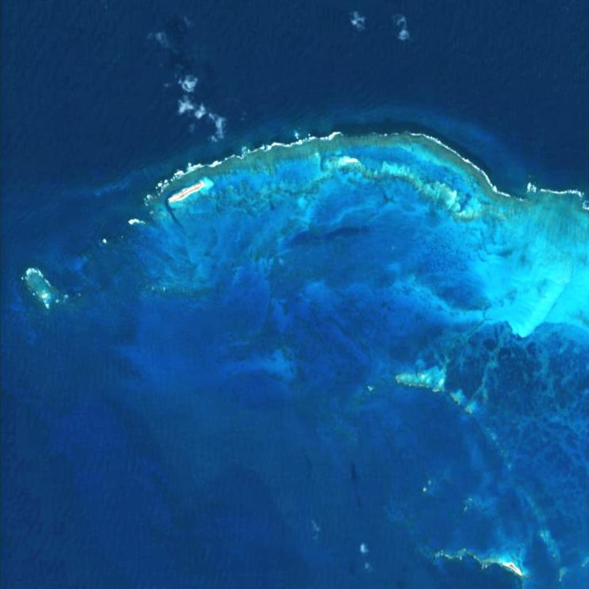 The French Frigate Shoals as seen by CHRIS on Proba-1