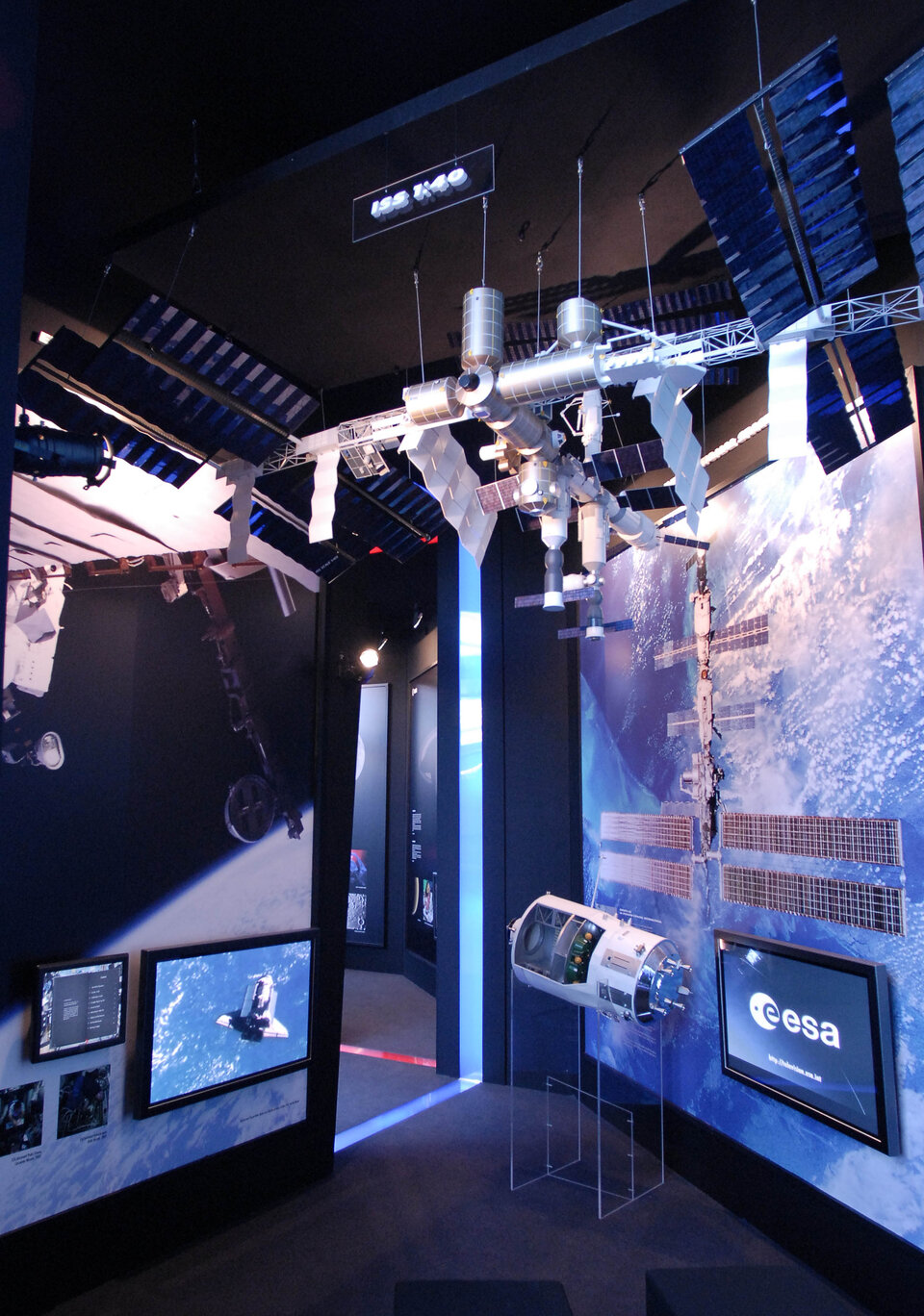El área de infraestructura espacial muestra la contribución de Europa a la ISS