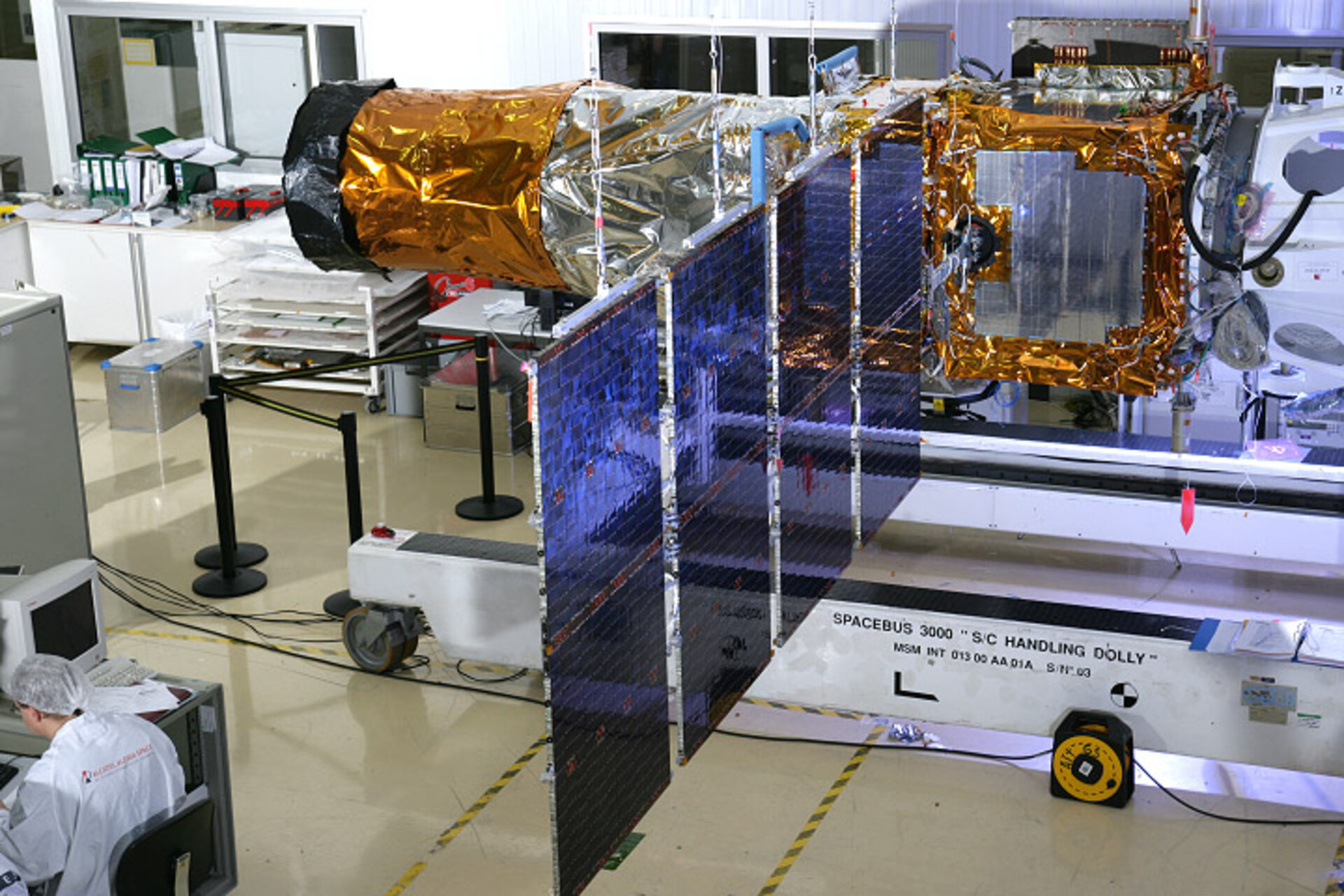 COROT satellite mechanical tests