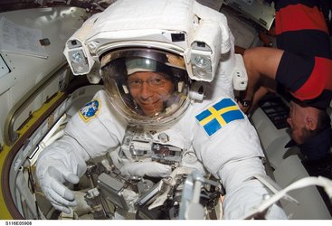 Christer Fuglesang prepares for his first spacewalk