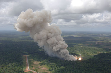 Successful firing of Vega’s first-stage motor in Kourou