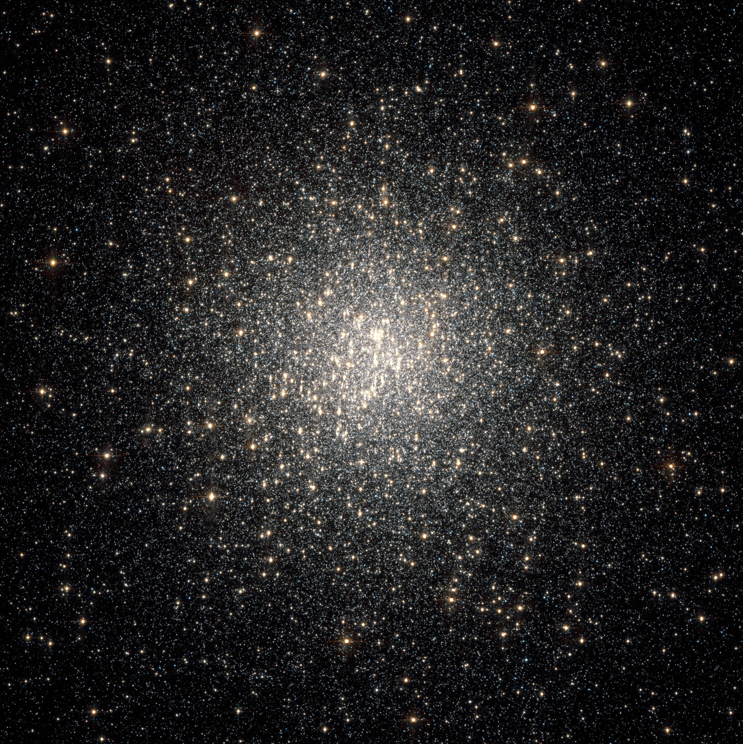 Шаровые скопления в галактике. Шаровое скопление Паломар 2. Шаровое скопление Паломар 2 в созвездии Возничего. Шаровое скопление Омега Центавра. NGC 2808.