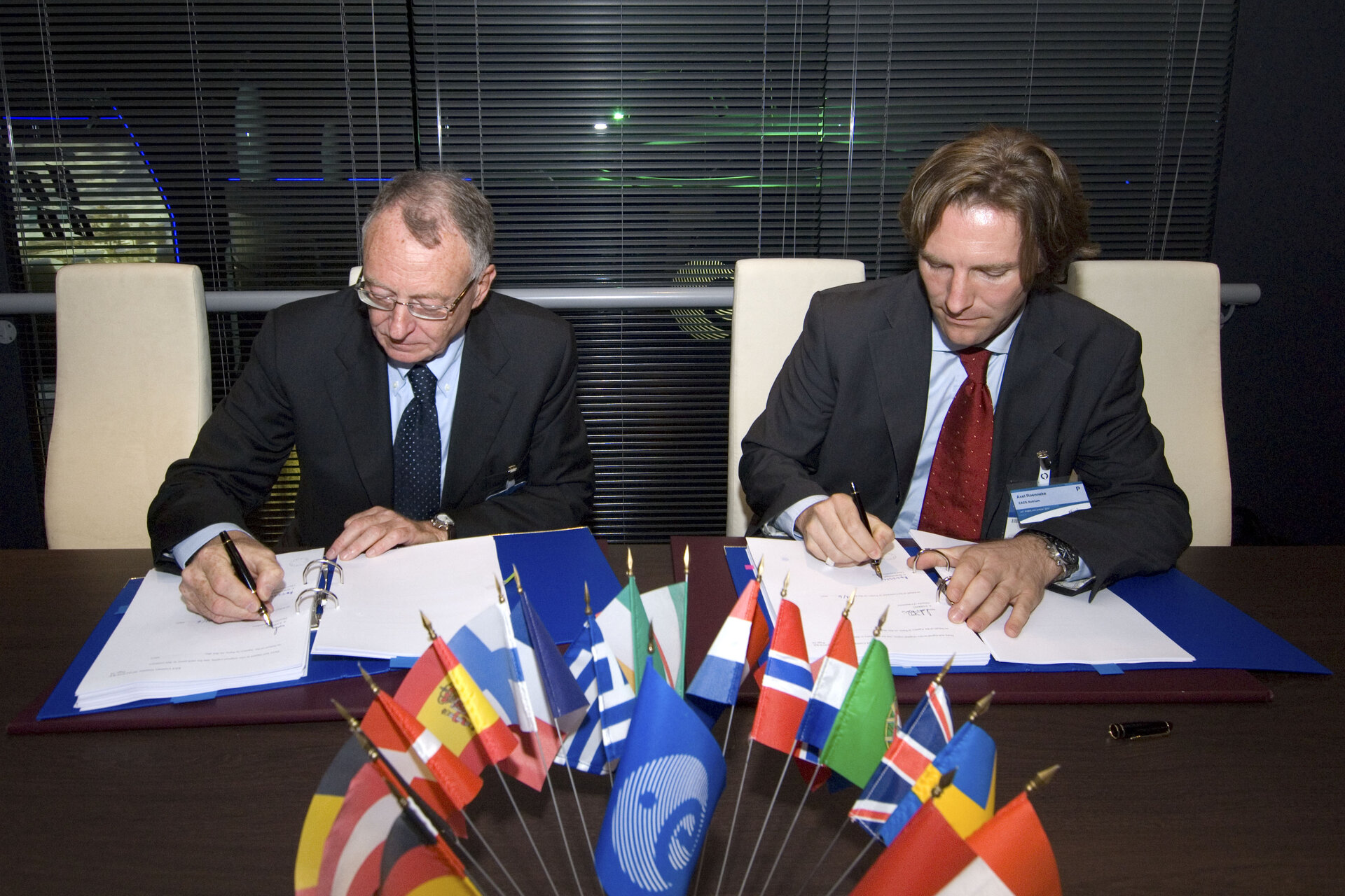 Mr Antonio Fabrizi (left) and Mr Axel Roenneke at the signature