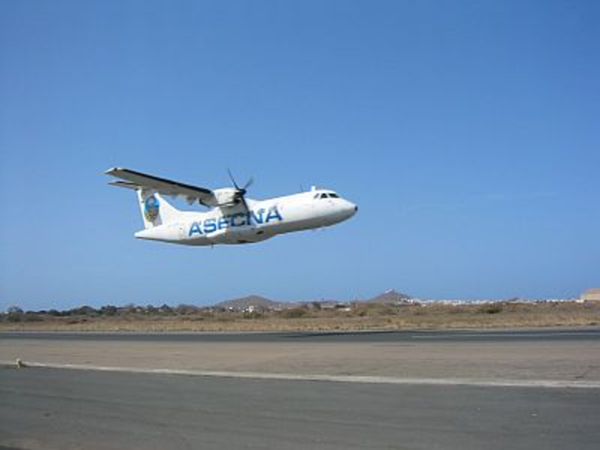 L'avion de calibration de l'ASECNA