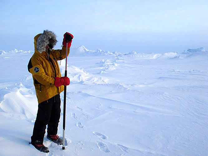 Taking snow-depth measurements for CryoSat-2