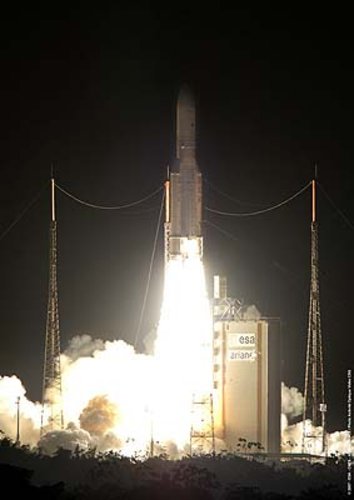 Ariane 5 ECA V177 clears the launch tower