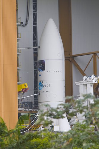 Ariane 5 ES-ATV launcher about to leave the Final Assembly Building