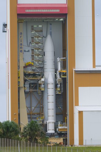 Ariane 5 ES-ATV launcher about to leave the Final Assembly Building