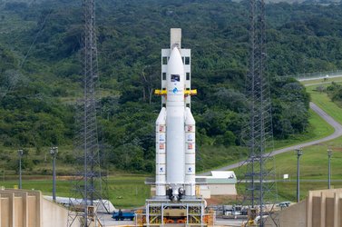 Ariane 5 ES-ATV launcher arrives at ZL-3