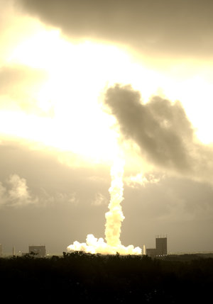 Liftoff of Ariane 5 ES-ATV into night sky over Kourou