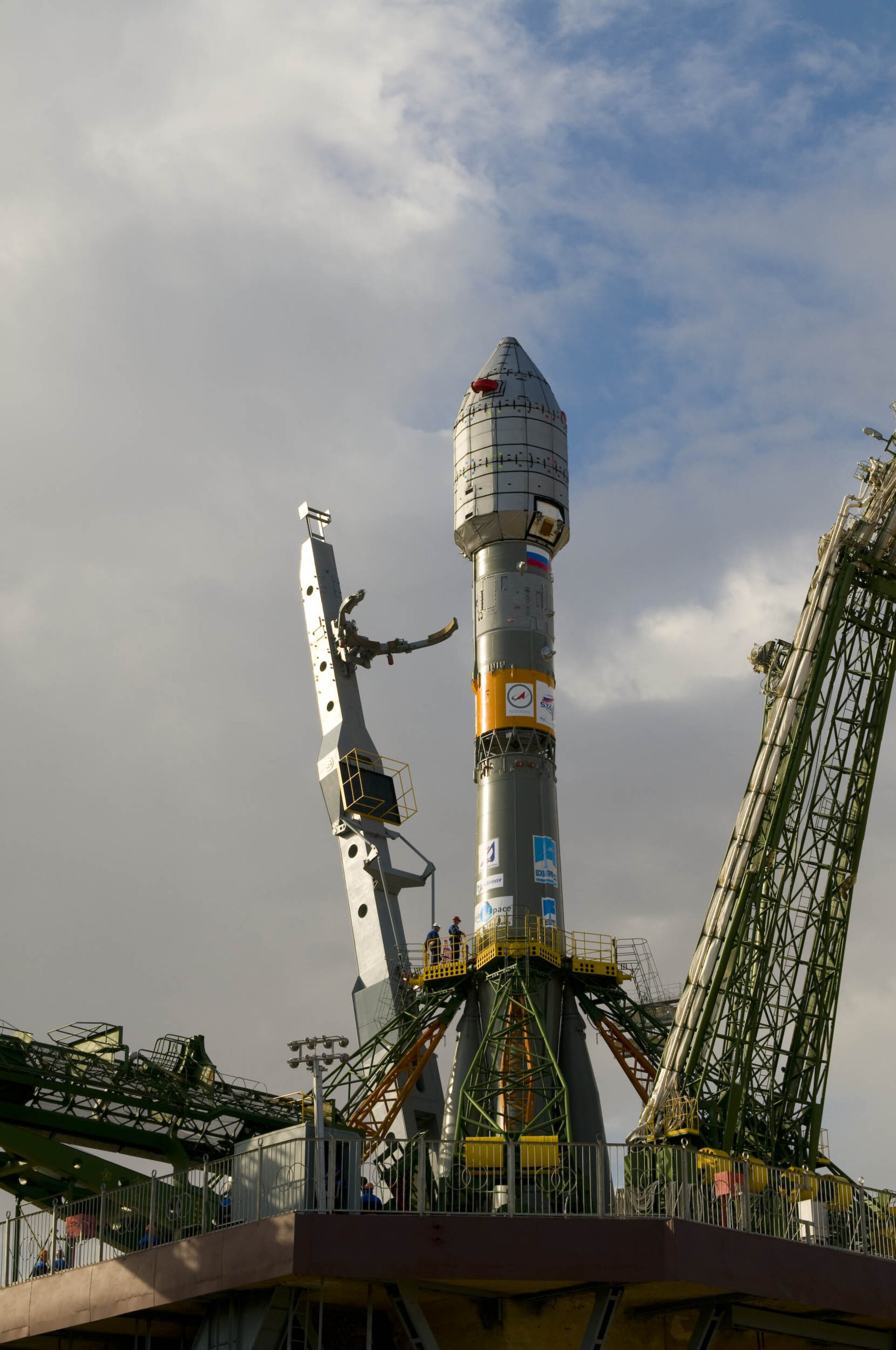 The Soyuz-Fregat launch vehicle carrying GIOVE-B on launch pad