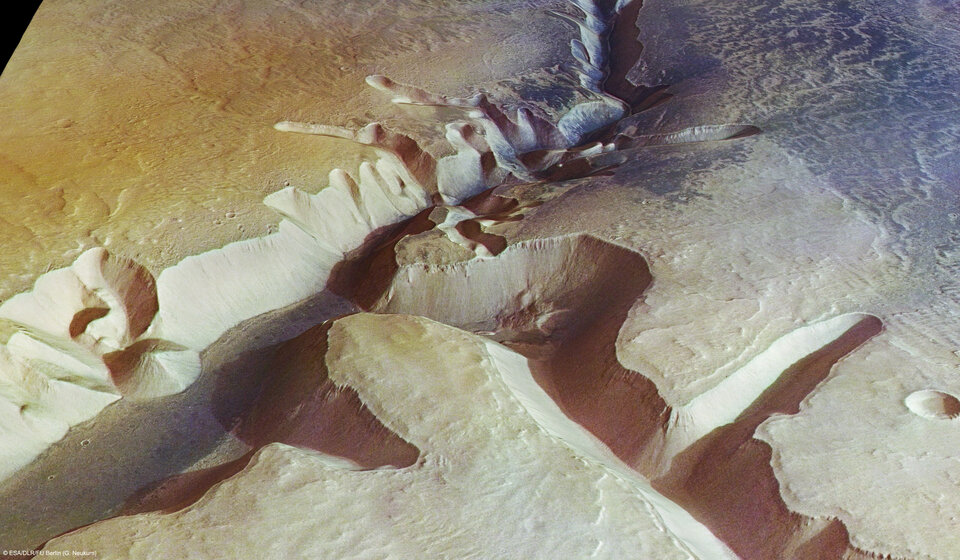 Perspective view of Echus Chasma