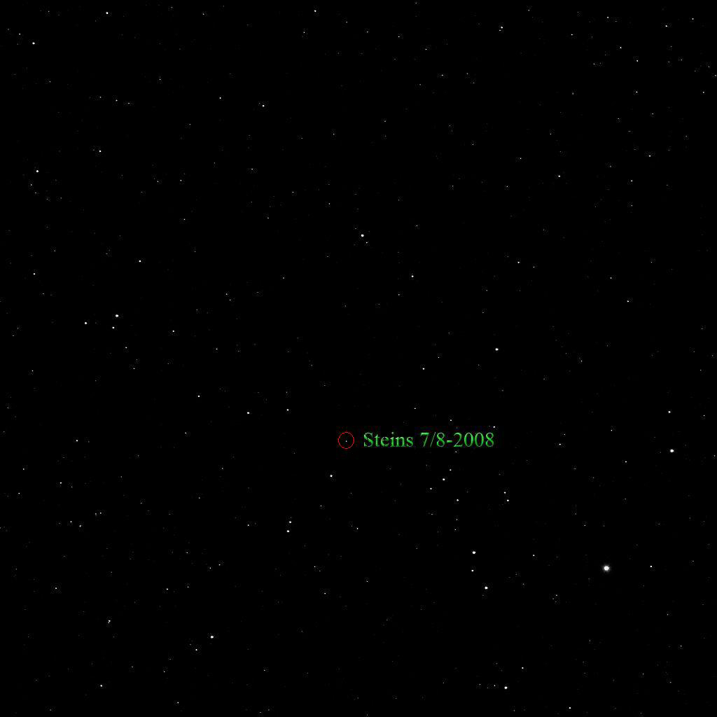 Steins met de OSIRIS-camera op 7 en 11 augustus vanaf resectievelijk 21 en 19 miljoen kilometer