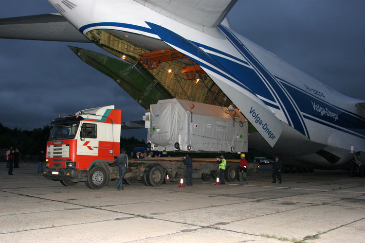 Unloading GOCE